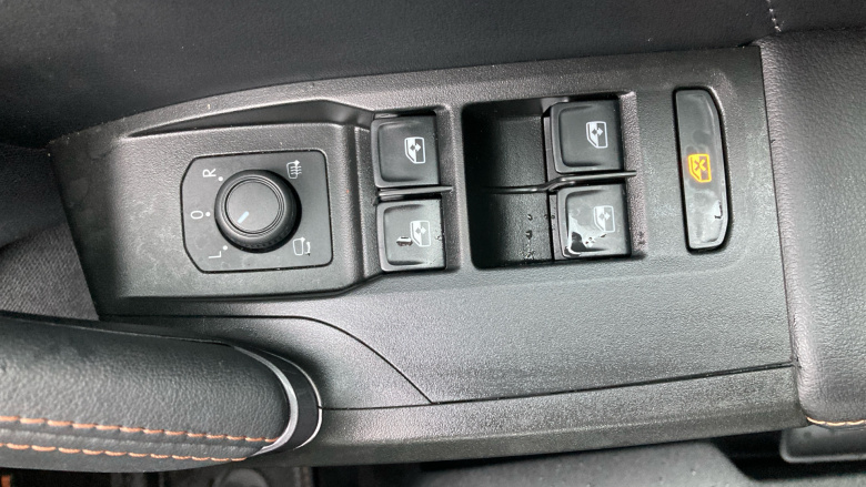 CUPRA Leon 1.5 eTSI V1 Design Edition 5dr DSG Petrol Hatchback